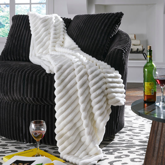 Alsonwell Throw (White)
