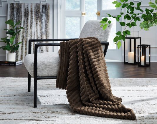 Alsonwell Throw (Brown)